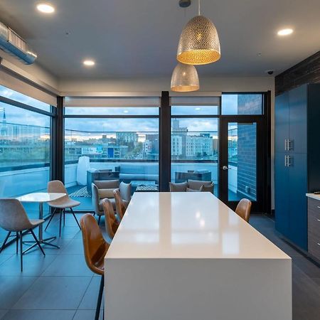 Flexhome Skywalk To Fiserv 1Br Apt U5 Milwaukee Exteriör bild