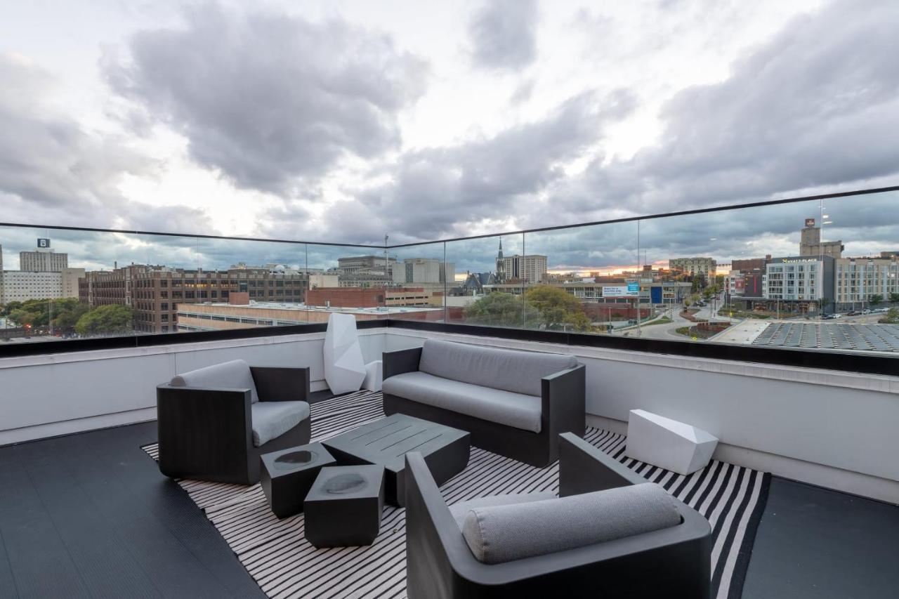 Flexhome Skywalk To Fiserv 1Br Apt U5 Milwaukee Exteriör bild