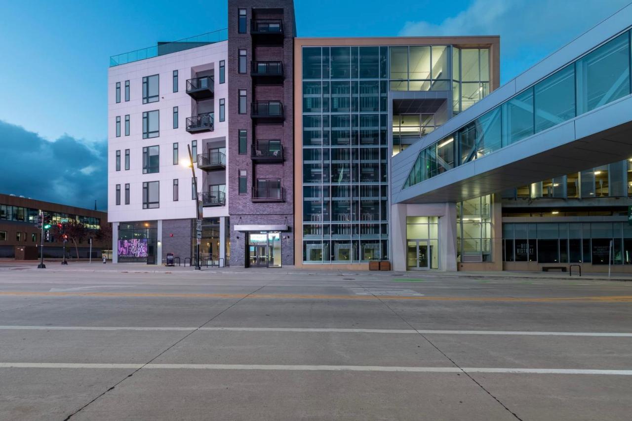 Flexhome Skywalk To Fiserv 1Br Apt U5 Milwaukee Exteriör bild