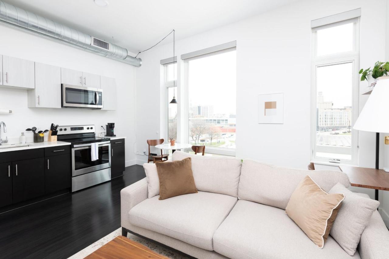 Flexhome Skywalk To Fiserv 1Br Apt U5 Milwaukee Exteriör bild